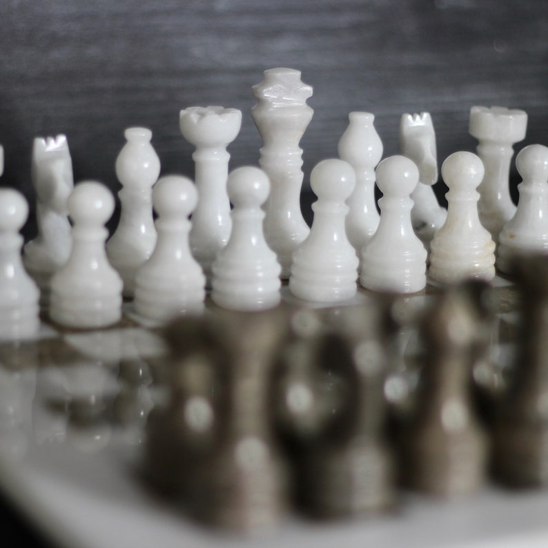 Serene Serenity: White & Gray Marble Chess Set